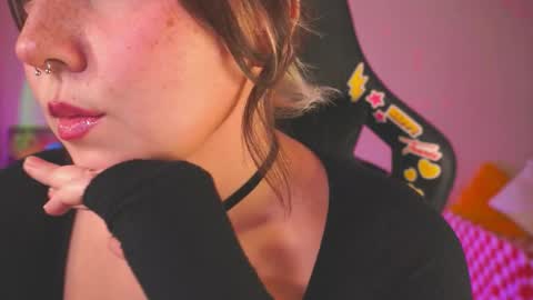 Cute DianaOnline mostly at 8pm-0000 am UK TimeTuesday and Wednesday off online show from September 19, 2025, 9:26 pm