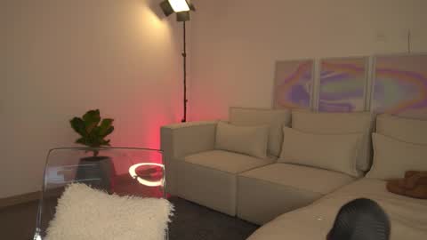 Snapshot of daihanwatson_ chatting on March 2, 2025, 11:53 pm Dai independent online show from March 2, 2025, 11:53 pm