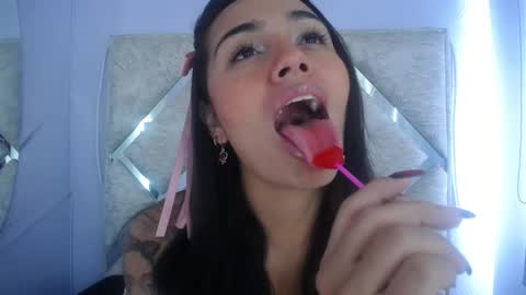 Snapshot of daila_ chatting on January 23, 2025, 1:35 pm daila_ online show from January 23, 2025, 1:35 pm