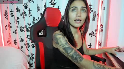 Snapshot of daila_ chatting on February 21, 2025, 7:23 am daila_ online show from February 21, 2025, 7:23 am