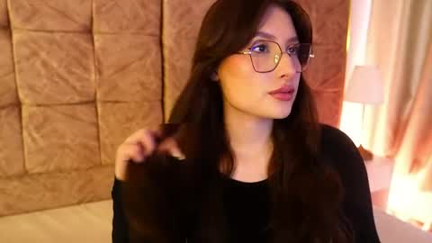 Snapshot of daisha_riley chatting on April 8, 2026, 12:38 pm Lauren online show from April 8, 2026, 12:38 pm