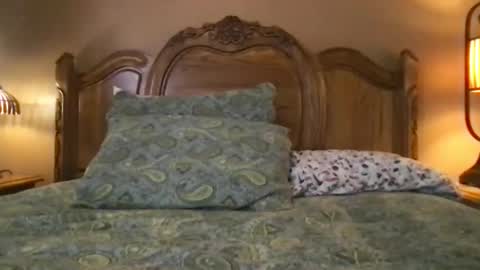 Snapshot of daisy9kat chatting on January 17, 2025, 1:36 am Daisy137 online show from January 17, 2025, 1:36 am