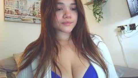 Snapshot of daisy_brown01 chatting on May 4, 2026, 2:13 pm Dai my Instagram missdaisy 07 online show from May 4, 2026, 2:13 pm