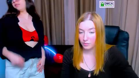 Snapshot of daisy_candy chatting on March 5, 2025, 1:21 am Little Di online show from March 5, 2025, 1:21 am