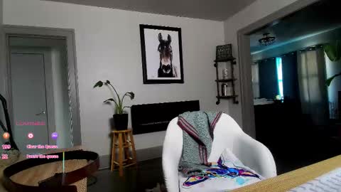 Snapshot of daisy_dove chatting on February 24, 2026, 3:54 pm Daisy online show from February 24, 2026, 3:54 pm