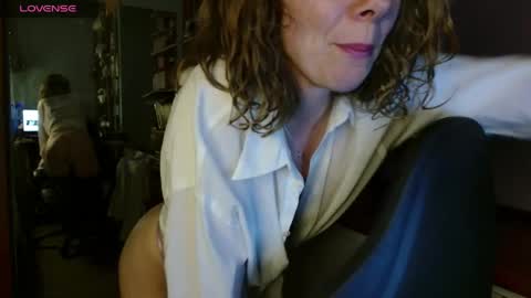 daisy_lovely online show from May 23, 2026, 4:33 pm
