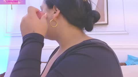Snapshot of daisy_price chatting on April 21, 2026, 10:10 am Daisy Price online show from April 21, 2026, 10:10 am