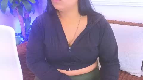 Daisy Price online show from July 17, 2026, 10:44 am
