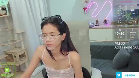 Snapshot of daisybean chatting on June 16, 2026, 8:39 am Daisy online show from June 16, 2026, 8:39 am