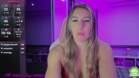 DaisyDeliciousxx online show from November 5, 2025, 10:21 pm