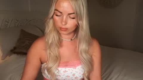 Daisy Dreams online show from July 28, 2026, 9:36 pm