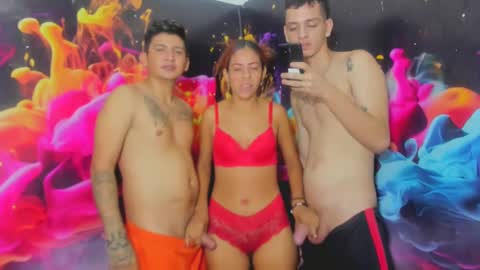 Snapshot of daisyhotgirl69 chatting on February 15, 2025, 2:58 am girl- paola online show from February 15, 2025, 2:58 am