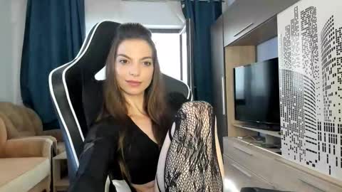 Snapshot of daisysland chatting on October 12, 2025, 8:02 am Beatrice online show from October 12, 2025, 8:02 am