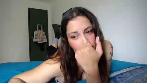 IG  dakotasofiaa online show from March 11, 2026, 7:53 pm