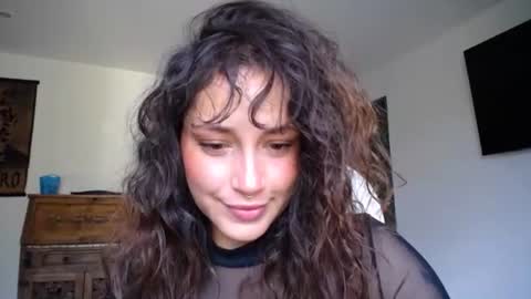 IG  dakotasofiaa online show from June 25, 2026, 10:25 pm