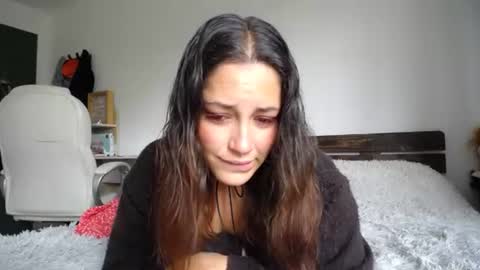 IG  dakotasofiaa online show from July 2, 2026, 7:53 pm