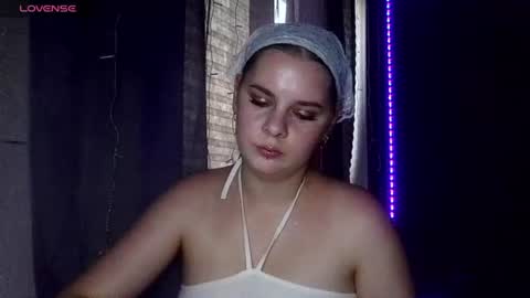 Snapshot of dakota_charm_ chatting on July 3, 2026, 10:10 am Dakota online show from July 3, 2026, 10:10 am