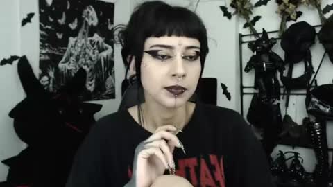 dakota online show from July 10, 2026, 3:33 am