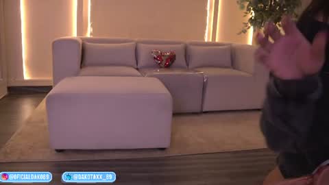 Snapshot of dakota_leex chatting on July 7, 2026, 12:24 am dako online show from July 7, 2026, 12:24 am