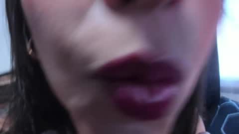 Dakotaagray online show from November 8, 2025, 11:10 am