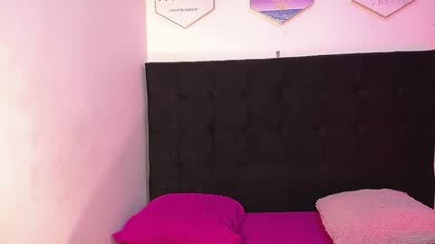 Snapshot of dakotarouse1 chatting on March 19, 2026, 12:20 pm Daakota online show from March 19, 2026, 12:20 pm