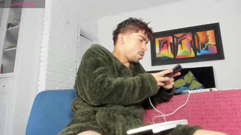 Snapshot of dalejandrov chatting on October 5, 2025, 10:07 pm online show from October 5, 2025, 10:07 pm