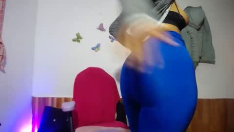 Snapshot of daleska_delicious1 chatting on March 7, 2025, 7:49 pm daleska_delicious1 online show from March 7, 2025, 7:49 pm