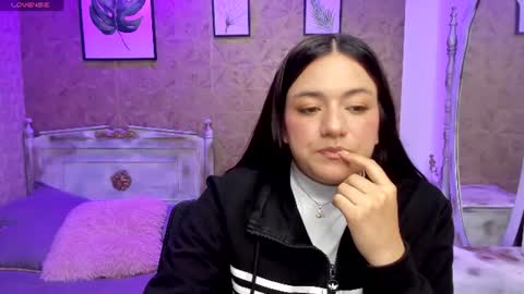 Snapshot of dali_collin chatting on June 19, 2026, 3:38 pm dali_collin online show from June 19, 2026, 3:38 pm