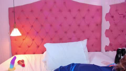 Snapshot of daliascoth chatting on January 15, 2025, 2:17 am Dalia online show from January 15, 2025, 2:17 am