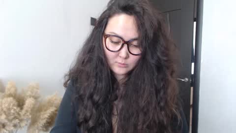 Snapshot of dalidayes chatting on April 25, 2026, 7:00 am Dali online show from April 25, 2026, 7:00 am