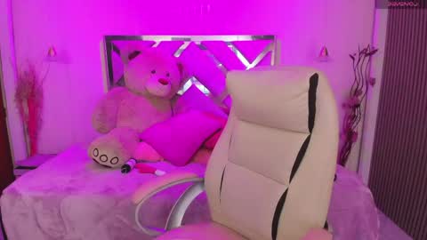 Daliia    online show from May 30, 2026, 3:53 pm