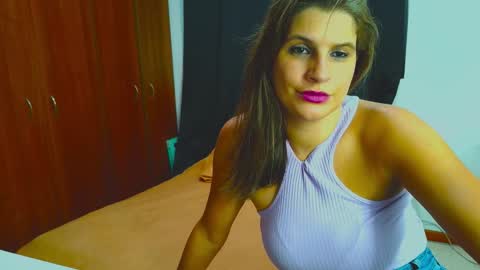 Snapshot of dalila_sexxx chatting on September 30, 2025, 5:12 am Dalila online show from September 30, 2025, 5:12 am