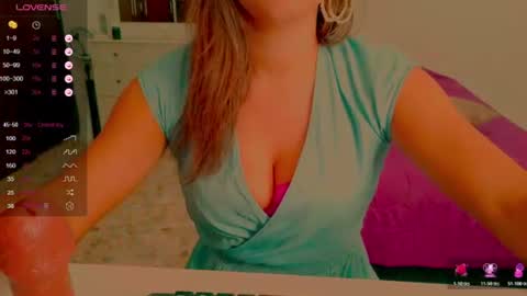 Dalila online show from June 15, 2026, 5:20 am