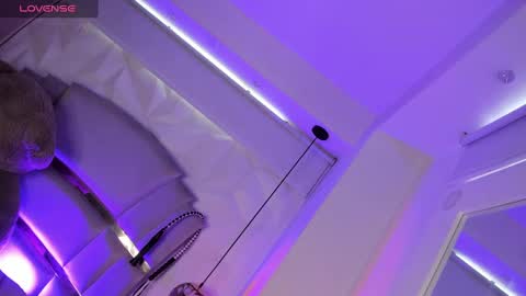 Dalila online show from January 29, 2025, 1:28 pm