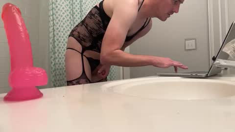 dallasjmg online show from March 9, 2026, 1:31 am