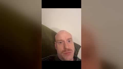 Snapshot of daltonslambro chatting on December 23, 2025, 3:15 am daltonslambro online show from December 23, 2025, 3:15 am