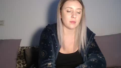 Maria online show from November 2, 2025, 9:39 pm