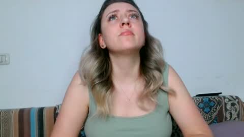 Snapshot of dalyana22 chatting on June 12, 2026, 9:03 pm Maria online show from June 12, 2026, 9:03 pm