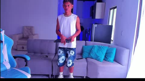 damar_felipe online show from January 26, 2025, 5:02 pm