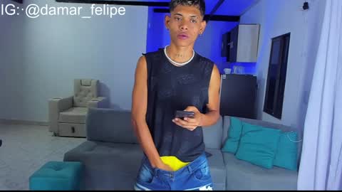 damar_felipe online show from February 1, 2025, 11:37 pm