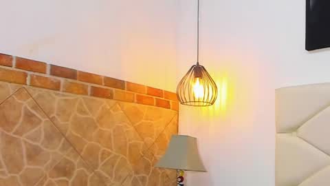         online show from January 24, 2025, 3:11 am