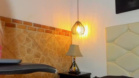         online show from February 4, 2025, 6:46 am