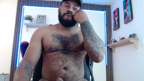damian64436171 online show from May 29, 2026, 3:54 pm