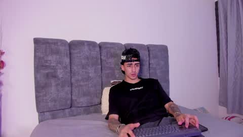 damian_acosta_ online show from July 24, 2026, 5:05 am