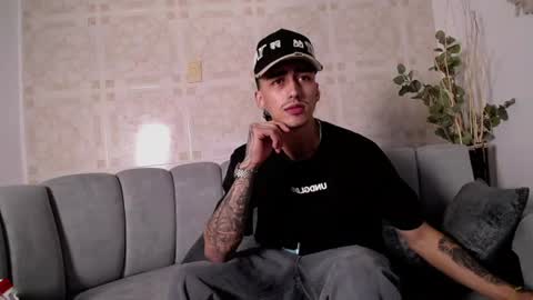 damian_acosta_ online show from July 25, 2026, 6:55 am