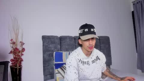 damian_acosta_ online show from July 29, 2026, 7:06 am