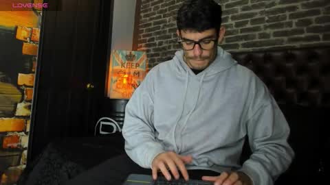 Snapshot of damian_bulls chatting on February 22, 2026, 2:37 pm ---Damian--- online show from February 22, 2026, 2:37 pm