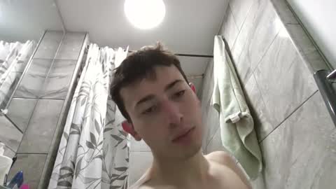 Snapshot of damian_de chatting on February 15, 2025, 12:26 am damian_de online show from February 15, 2025, 12:26 am