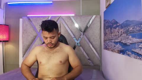 DAMIAN LUX online show from May 14, 2026, 12:45 pm