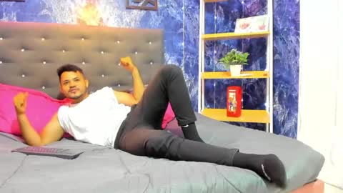 DAMIAN LUX online show from May 15, 2026, 2:02 pm